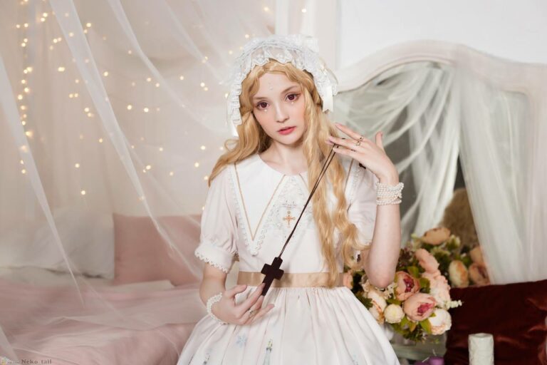 Rocksy Light cosplay
